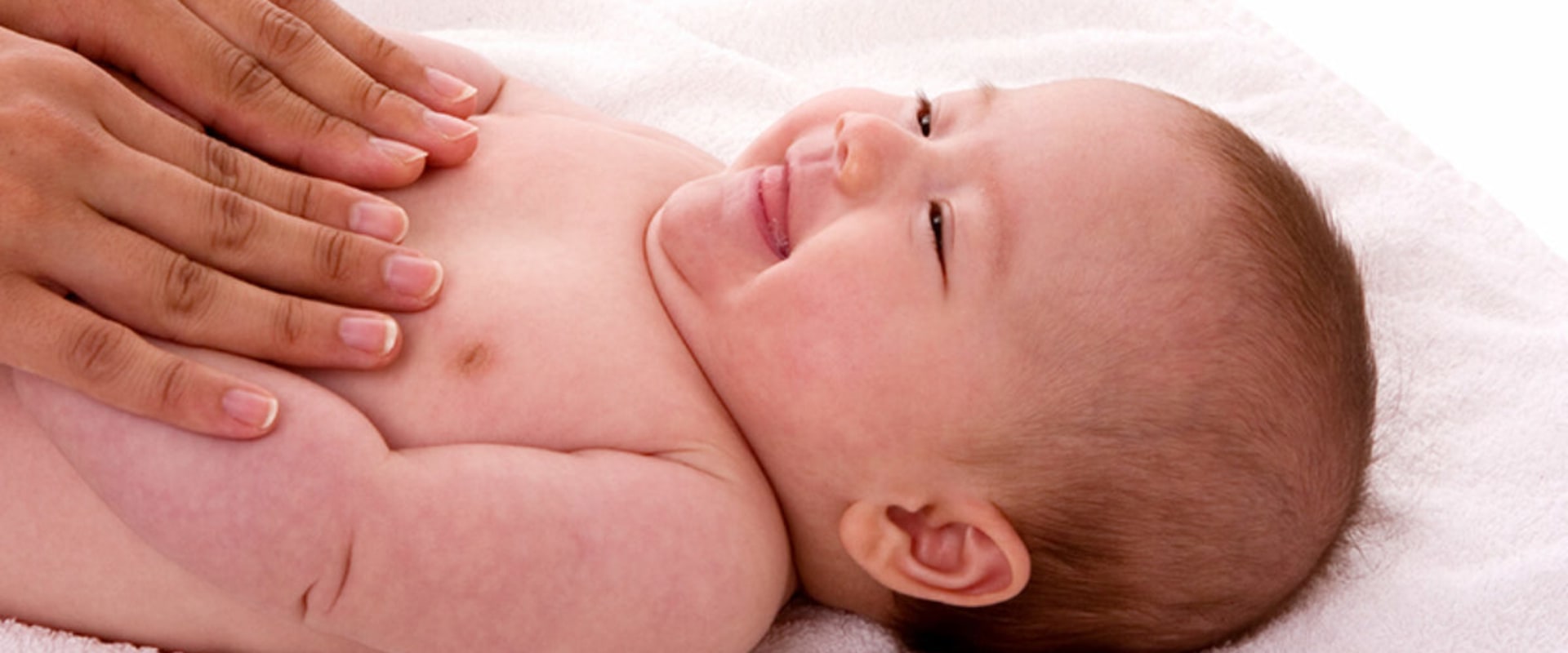 The Benefits of Baby Massage: A Comprehensive Guide